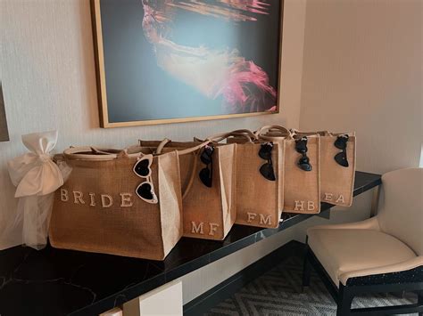 who buys gift bags for bachelorette party